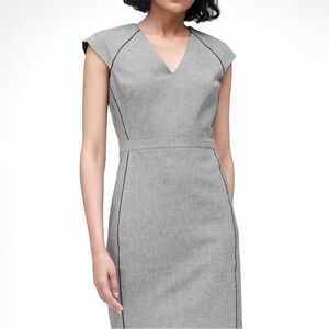 Banana Republic Gray Sheath Dress Sleeveless V-Neck, Lined, Size 4 Excellent